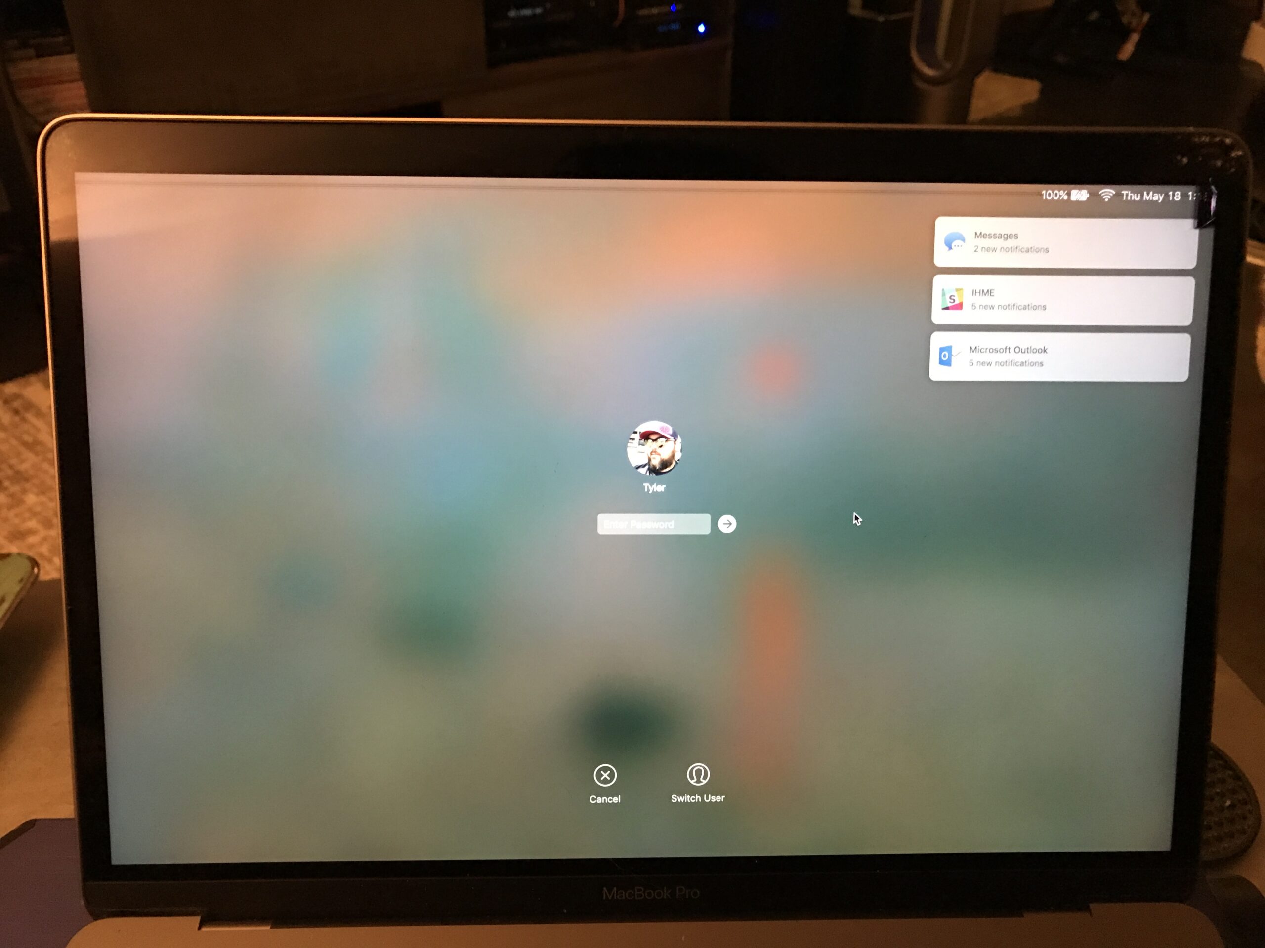 How to Fix Screen Bleeding on Laptop